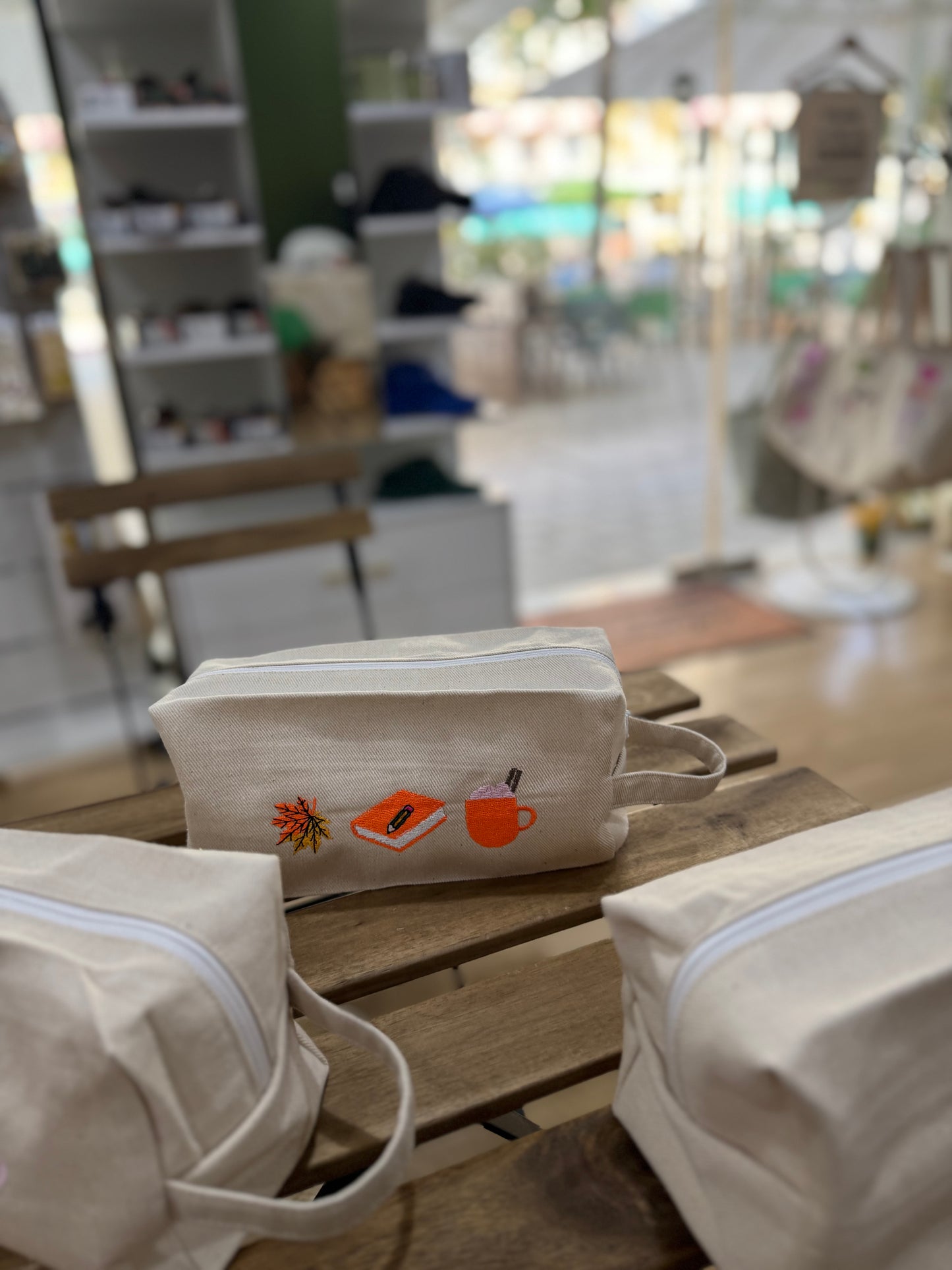🍂✨ Cozy vibes in one pouch ✨🍂