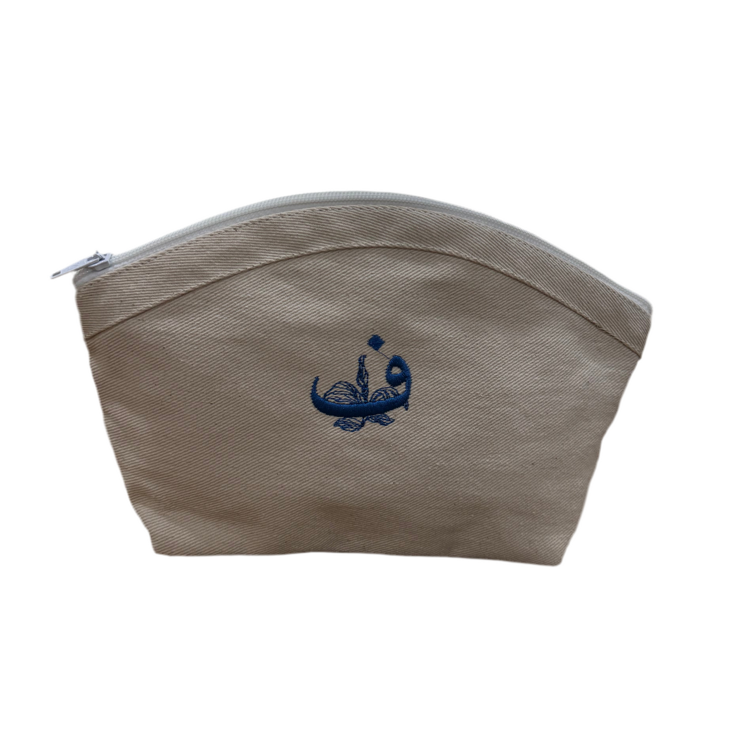 Hand made pouch 💯🇶🇦